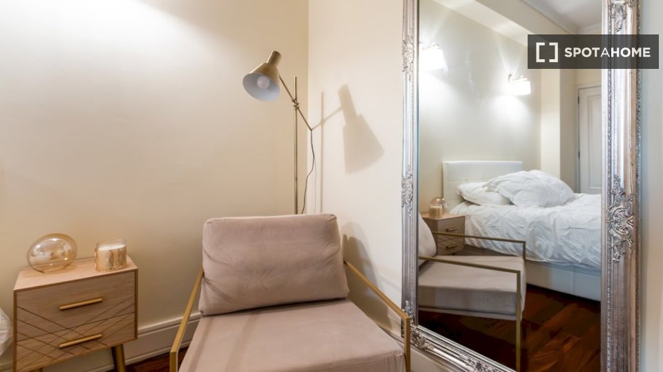Double room Lisbon, 8 beds — photo 2