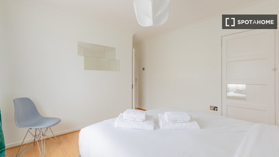 Apartment London, 4 beds — photo 4