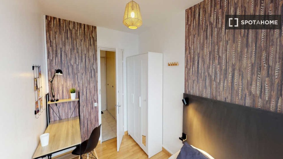 Double room Lille, 4 beds, 70m² — photo 9