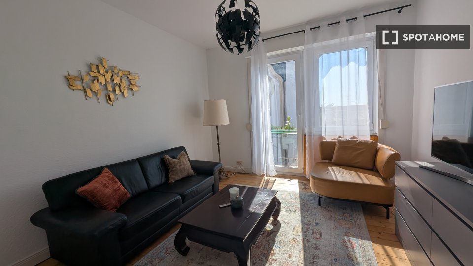 Apartment Frankfurt, 3 beds, 64m² — photo 8