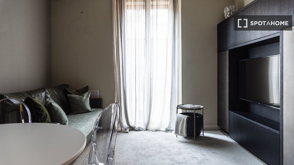 Apartment Milan, 1 bed, 49m² — photo 8