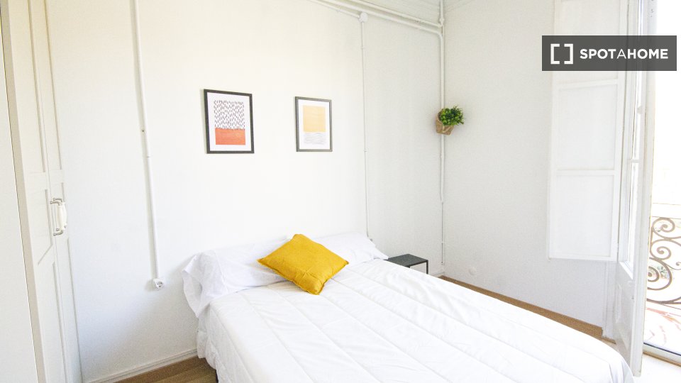 Double room Barcelona, 6 beds — photo 7