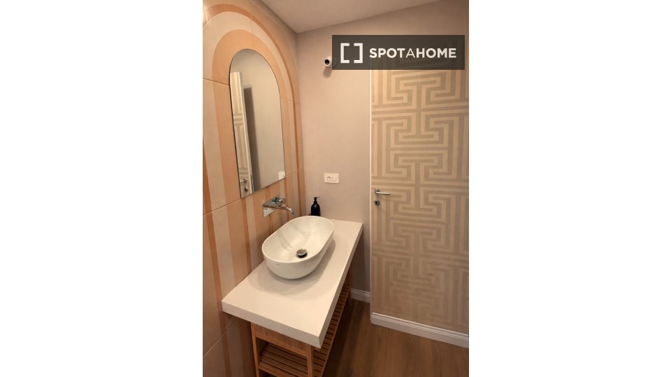 Apartment Rome, 2 beds, 77m² — photo 11