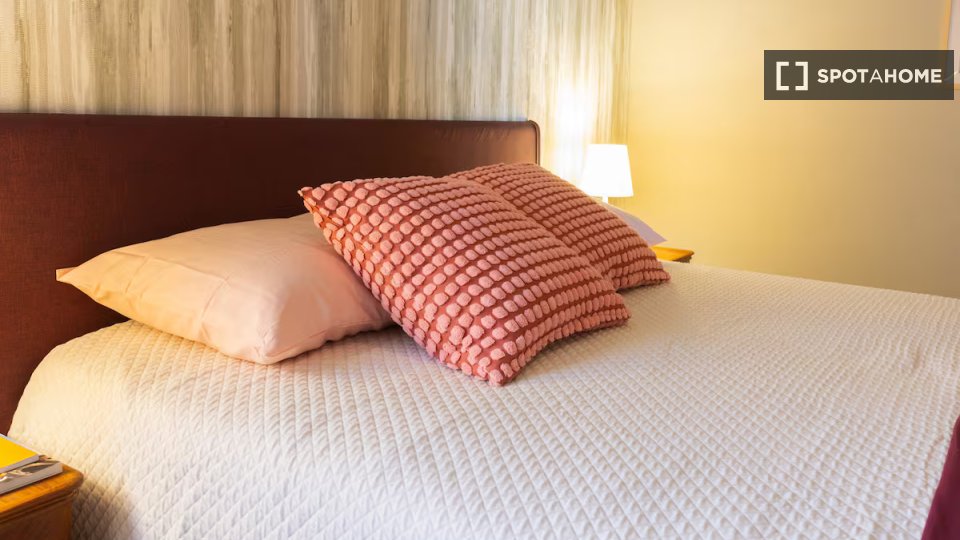 Appartamento con 2 camere da letto in affitto a Navigatori, Roma - in Rome