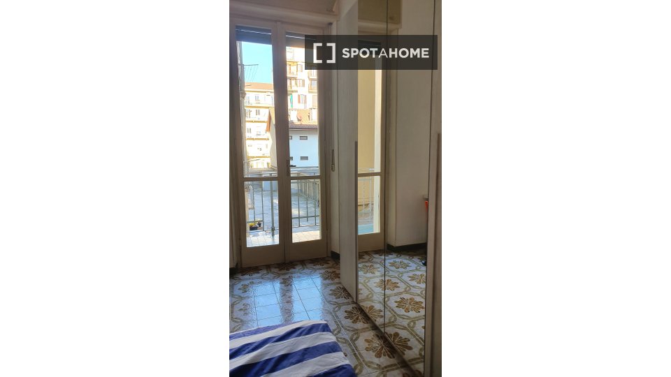 Double room Turin, 6 beds, 182m² — photo 3