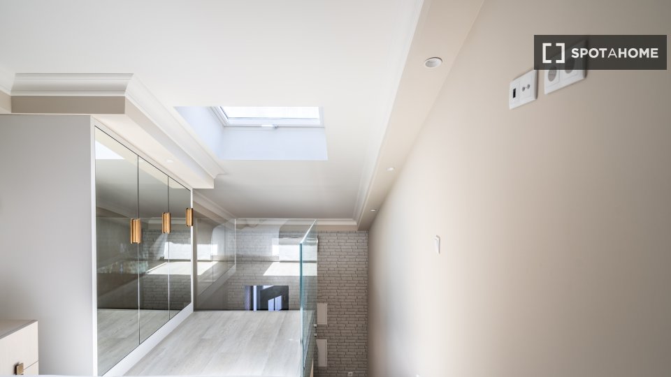 Apartment mono Lisbon — photo 12