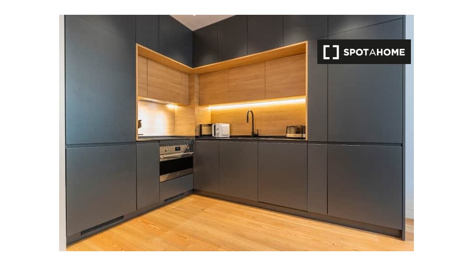 Apartment Lisbon, 1 bed — photo 14