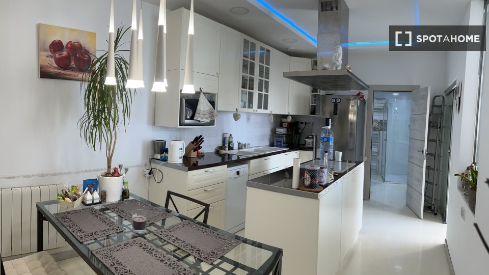 Apartment Barcelona, 3 beds, 100m² — photo 5