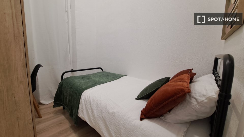 Chambre double Madrid, 12 chambres, 185m² — photo 15