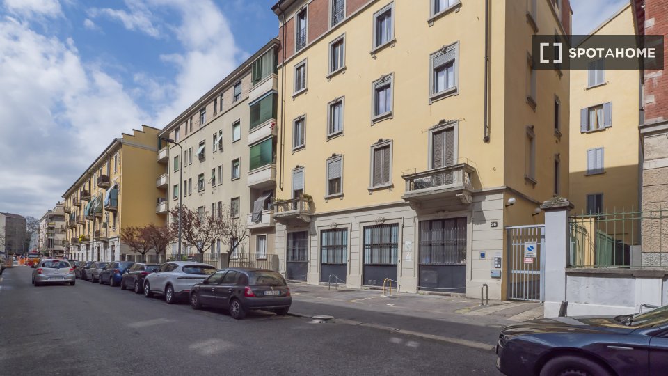 Apartment Milan, 2 beds, 45m² — photo 8