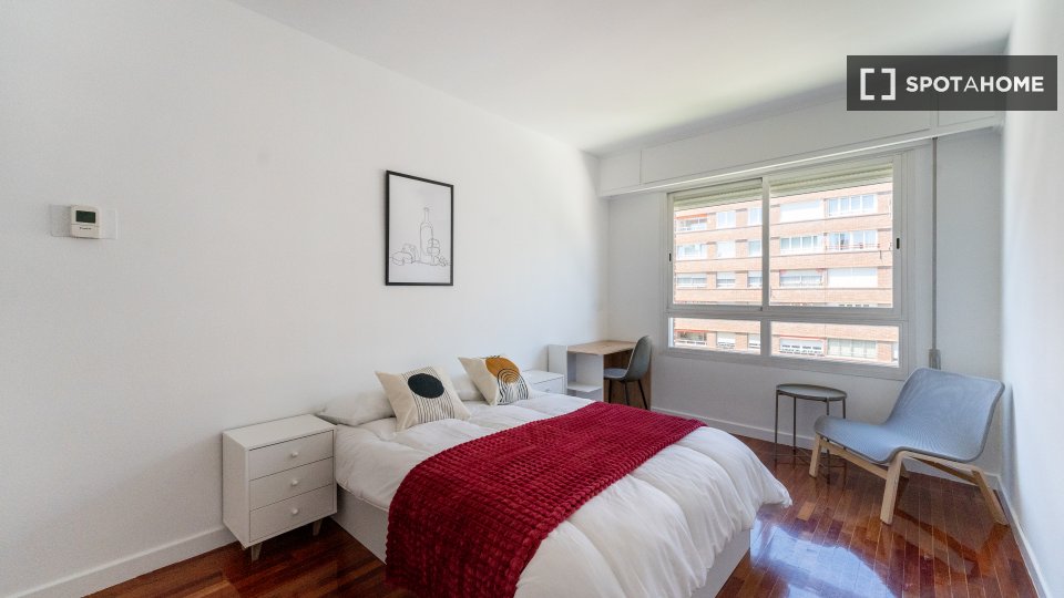 Double room Madrid, 7 beds — photo 12