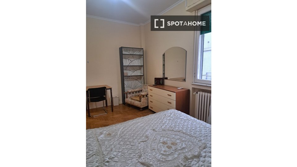 Double room Milan, 2 beds, 78m² — photo 24