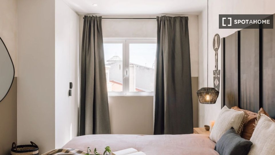 Apartment Lisbon, 2 beds — photo 2