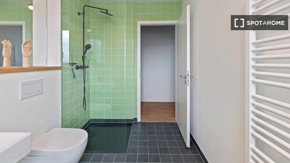 Double room Munich, 4 beds, 97m² — photo 18