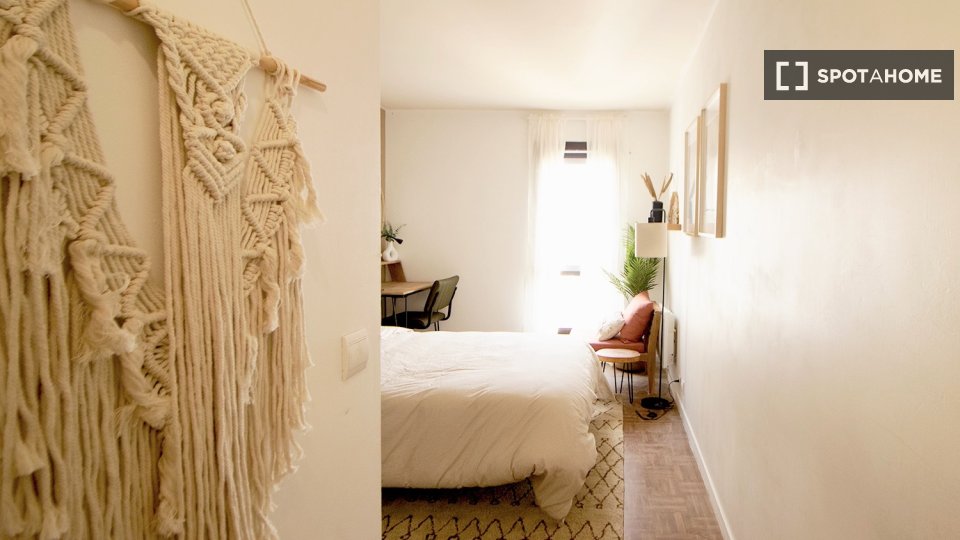 Double room Paris, 5 beds — photo 2