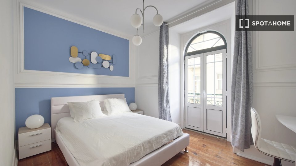 Double room Lisbon, 8 beds — photo 1