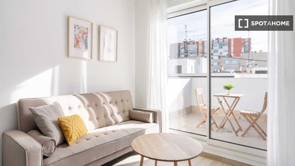 Double room Madrid, 12 beds — photo 20