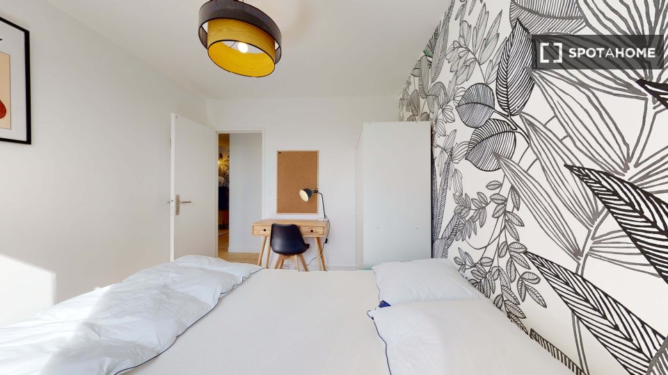 Double room Paris, 8 beds — photo 2