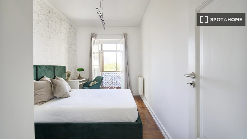 Double room Lisbon, 7 beds — photo 10
