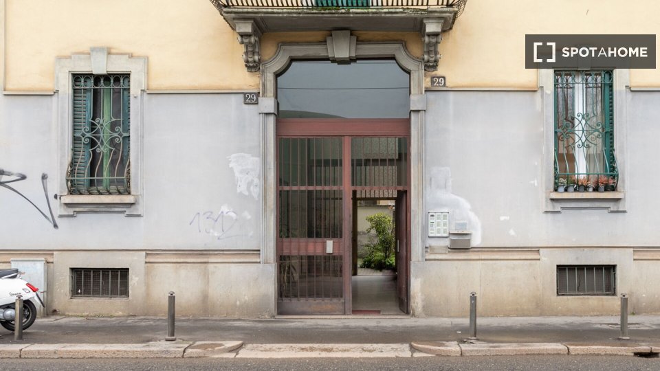 Apartment Milan, 2 beds, 70m² — photo 11