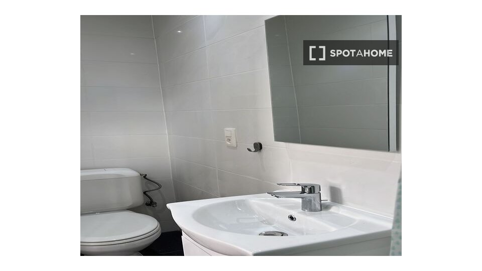 Double room Brussels, 9 beds — photo 2