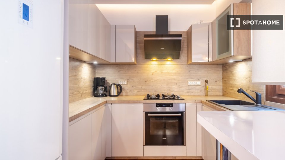 Apartment Istanbul, 1 bed — photo 14