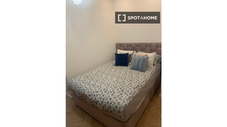 Apartment Lisbon, 1 bed — photo 5