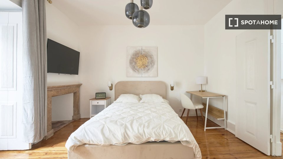 Double room Lisbon, 8 beds — photo 10
