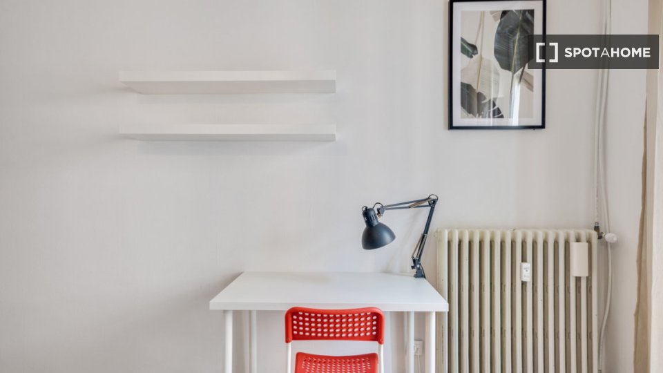 Double room Milan, 4 beds, 102m² — photo 12