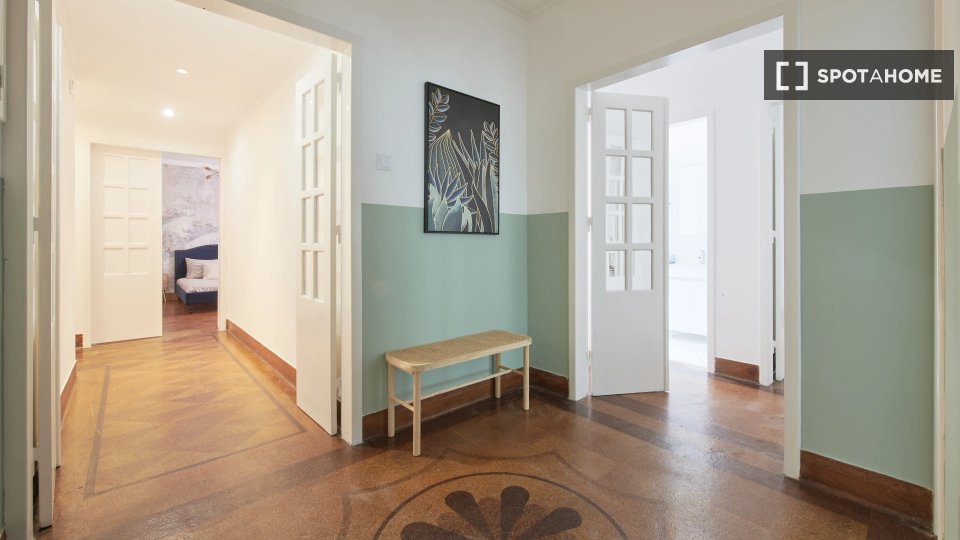 Double room Lisbon, 7 beds — photo 10