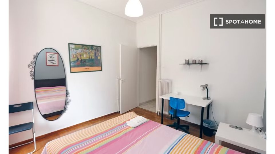 Double room Athens, 2 beds — photo 10
