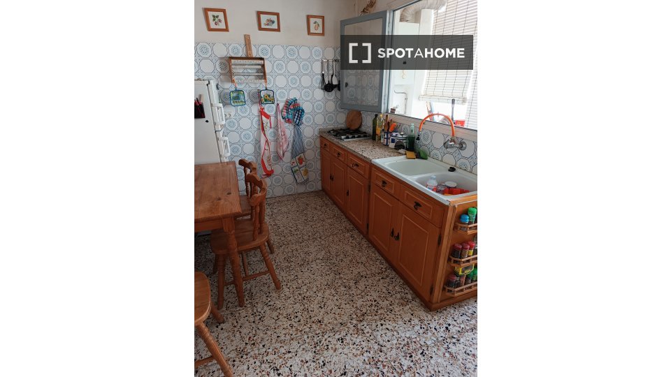 Apartment Alicante, 2 beds, 86m² — photo 12