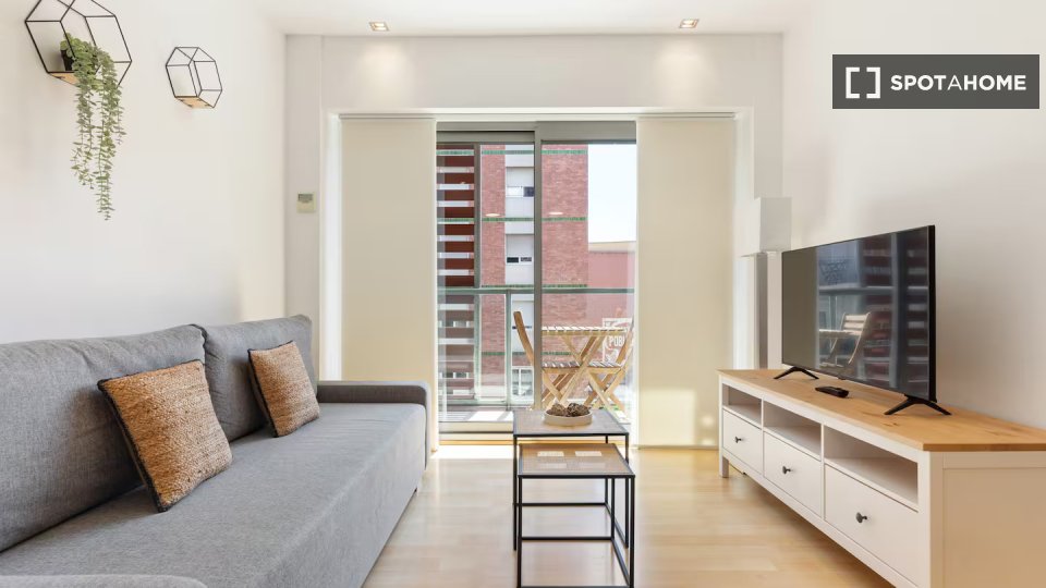 Apartment Barcelona, 2 beds, 60m² — photo 3