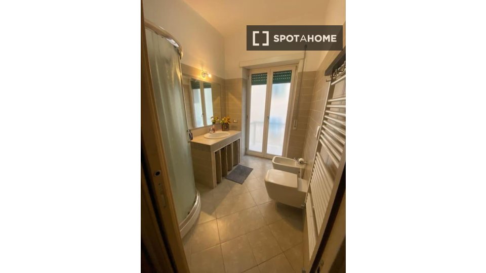Apartment Rome, 2 beds — photo 19