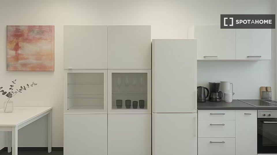 Double room Munich, 2 beds — photo 4
