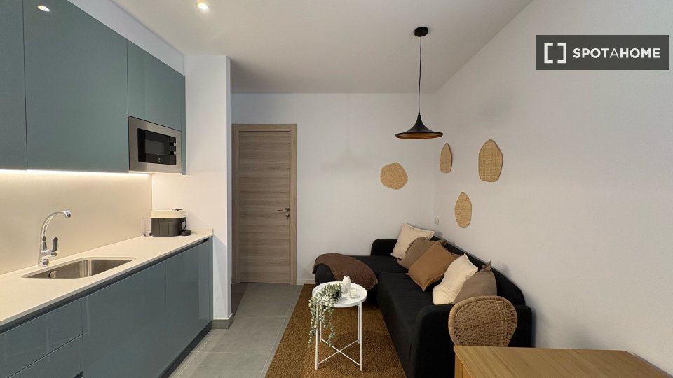 Double room Barcelona, 4 beds, 90m² — photo 18
