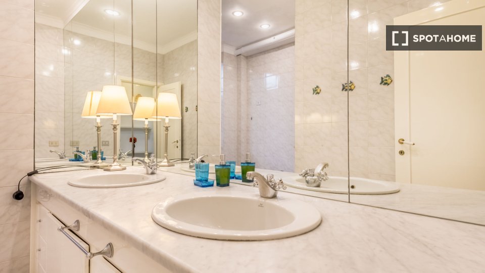 Apartment Rome, 1 bed, 90m² — photo 14