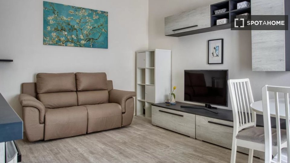Apartment Milan, 1 bed — photo 6