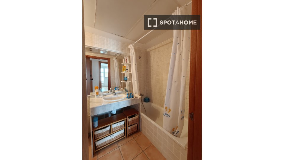 Apartment Alicante, 2 beds, 80m² — photo 5