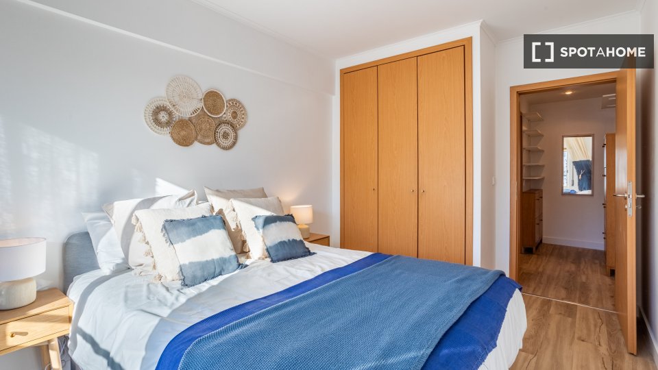 Apartment Lisbon, 1 bed, 53m² — photo 16