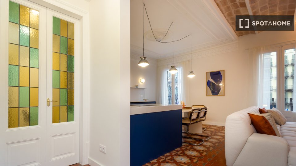 Apartment Barcelona, 4 beds, 135m² — photo 9