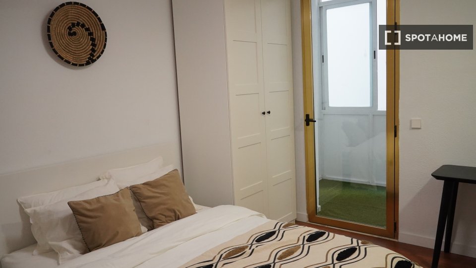 Double room Madrid, 6 beds — photo 6