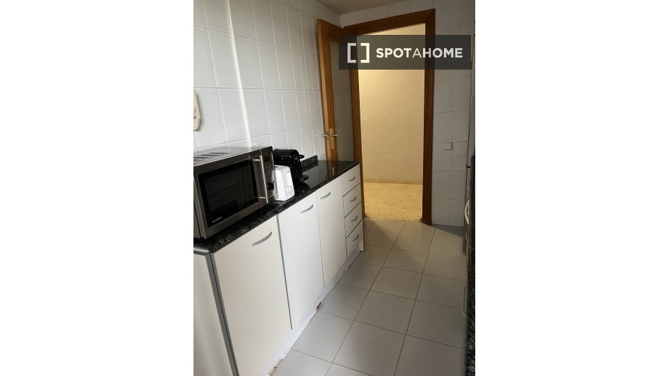 Apartment Valencia, 2 beds, 80m² — photo 5