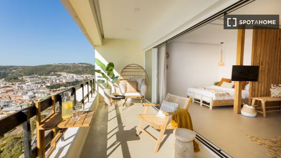 Apartment mono Lisbon — photo 7