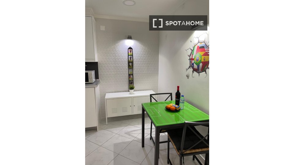 Apartment mono Lisbon, 24m² — photo 2