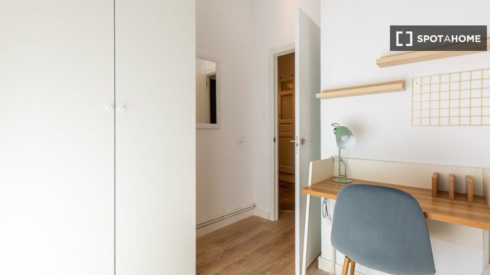 Double room Madrid, 8 beds — photo 10