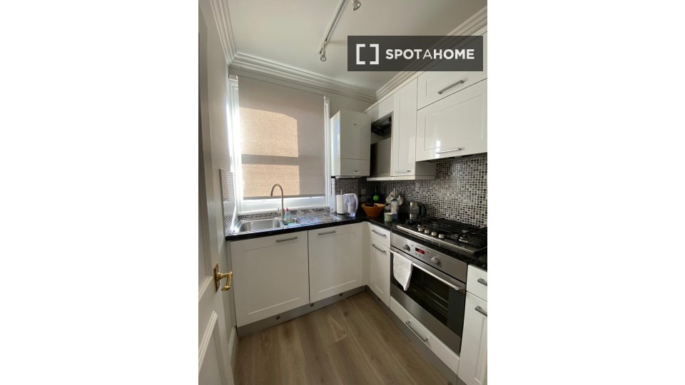 Apartment London, 1 bed, 44m² — photo 11