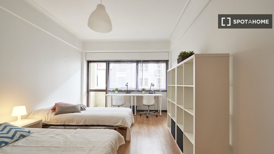 Double room Lisbon, 10 beds — photo 32