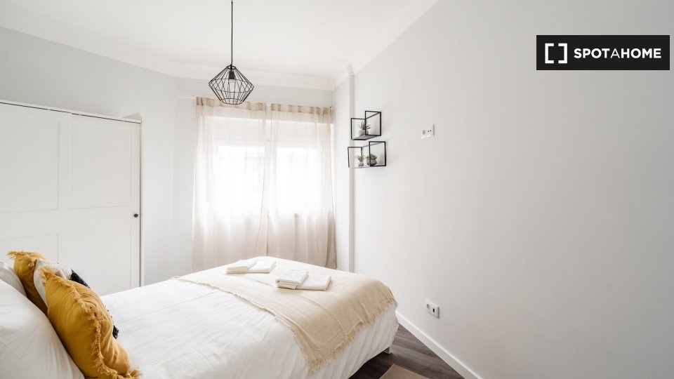 Apartment Lisbon, 2 beds — photo 19