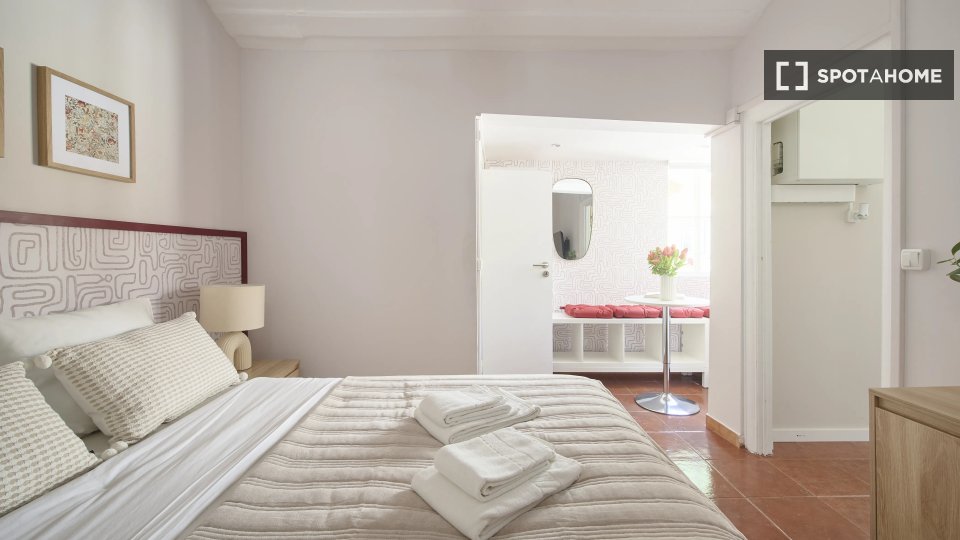 Apartment Lisbon, 1 bed — photo 16